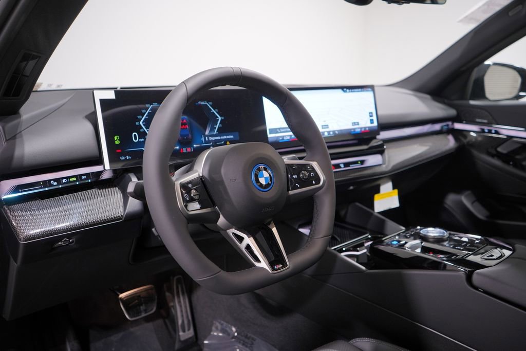 New 2026 BMW i5 eDrive40 w/ M Sport Package image 6