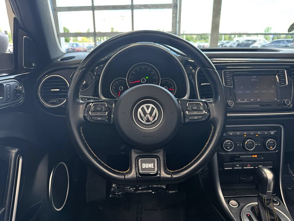 Used 2017 Volkswagen Beetle 1.8T Dune FWD image 39