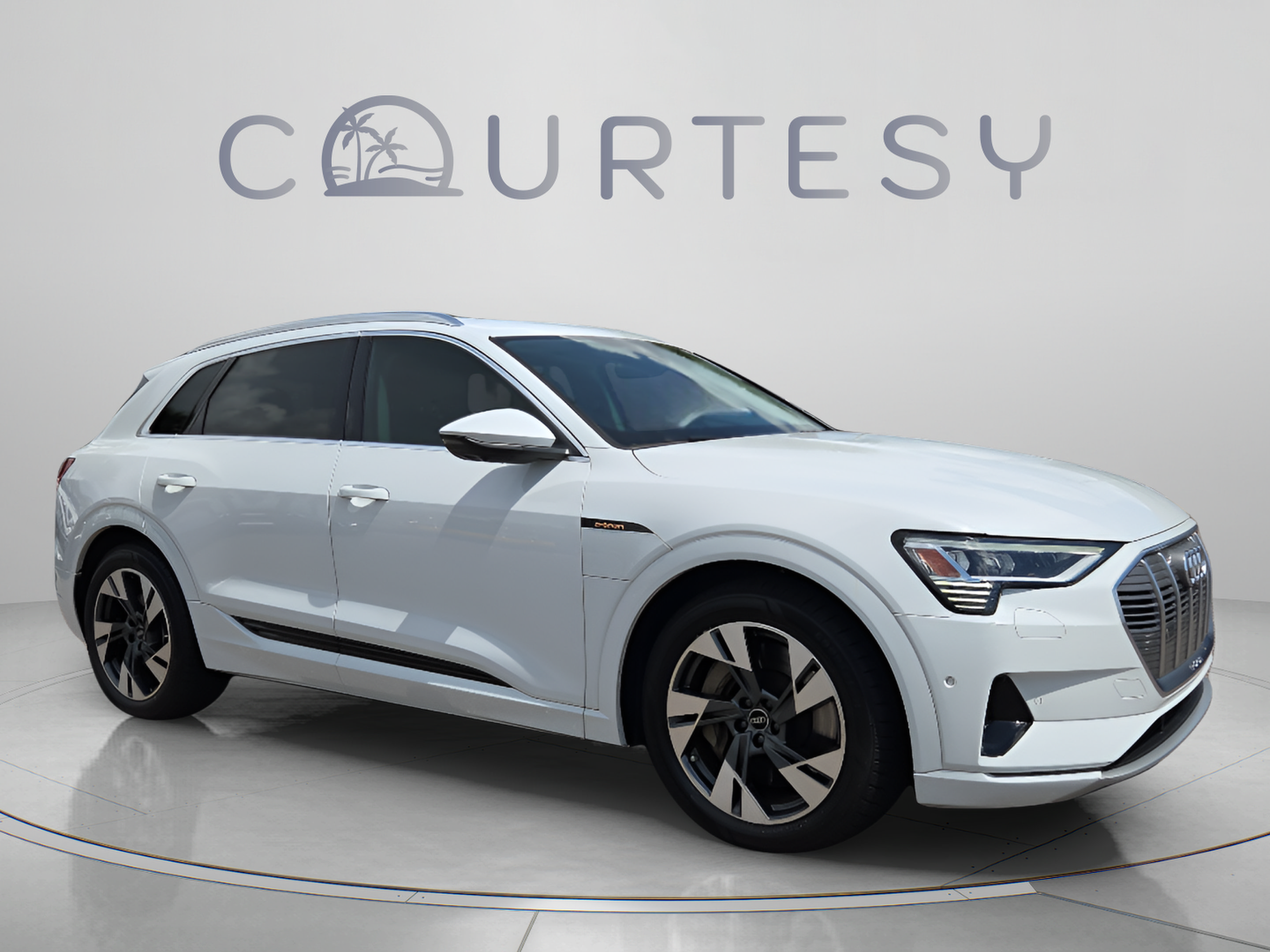 Used 2022 Audi e-tron Premium Plus w/ Premium Plus Package AWD/4WD image 7
