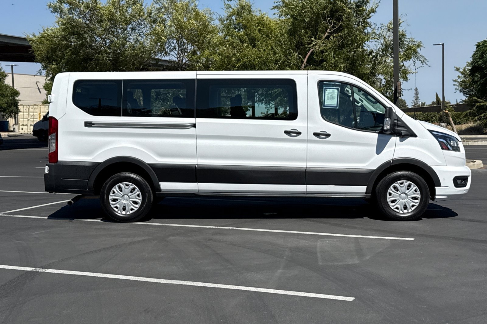Used 2023 Ford Transit 350 XLT RWD image 8