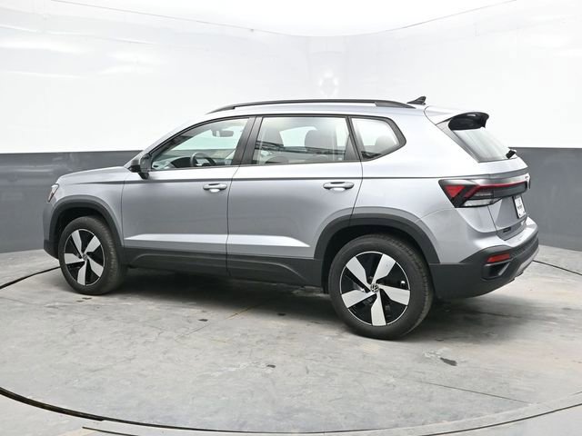 Used 2025 Volkswagen Taos S AWD/4WD image 4