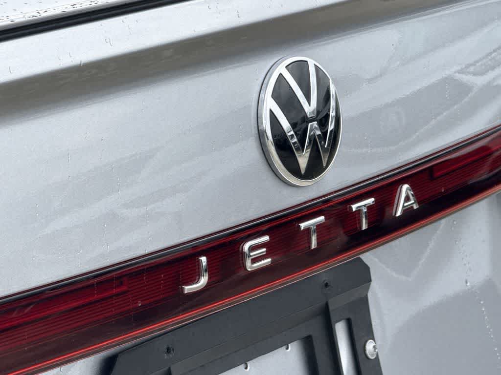 Used 2025 Volkswagen Jetta Sport FWD image 10