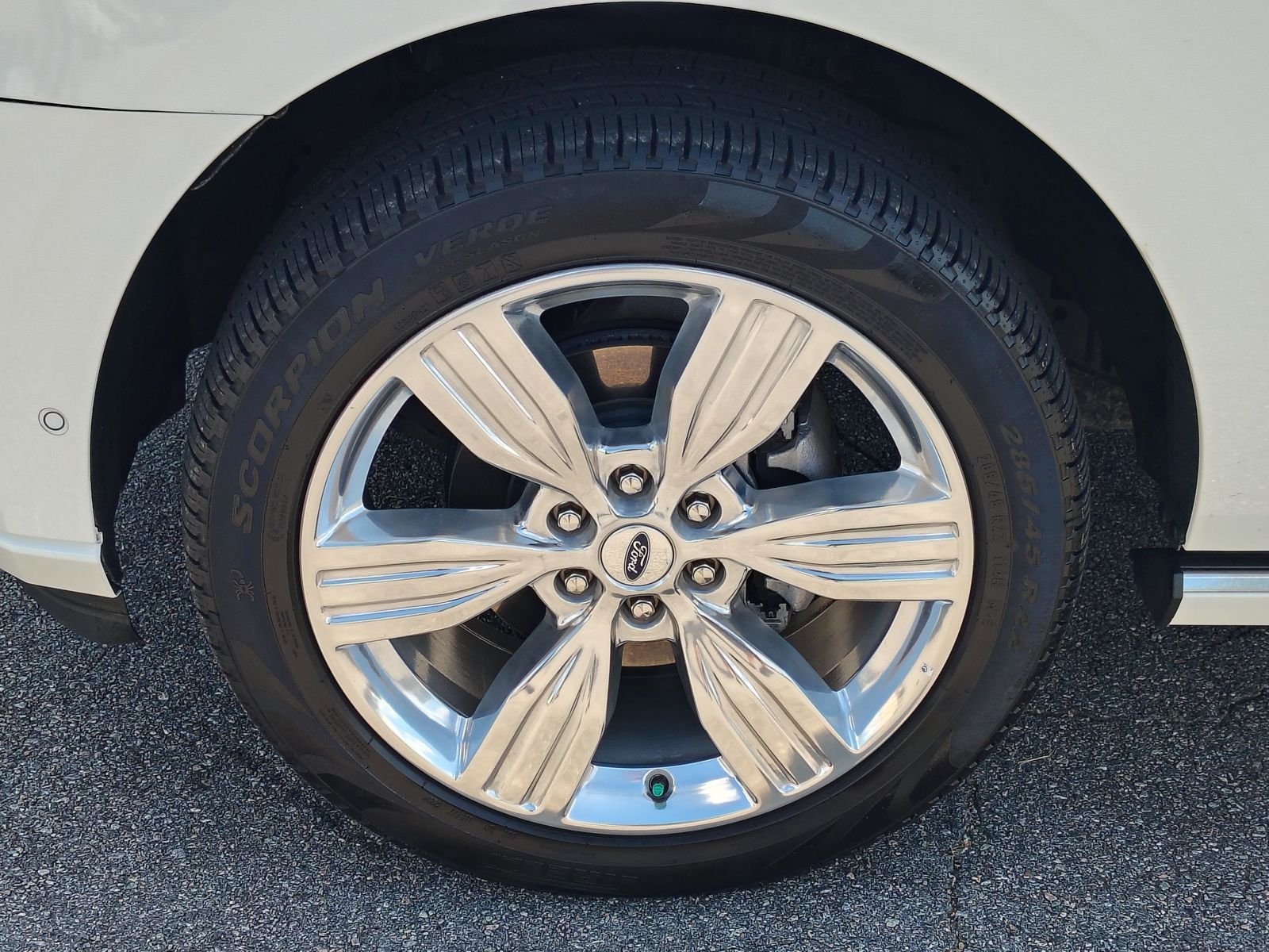 Used 2024 Ford Expedition Max Platinum RWD image 13