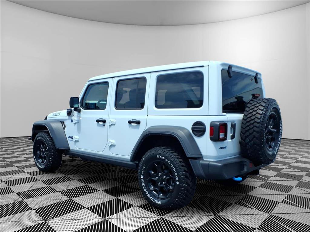 Certified 2023 Jeep Wrangler Unlimited w/ Sun & Screen Package AWD/4WD image 24