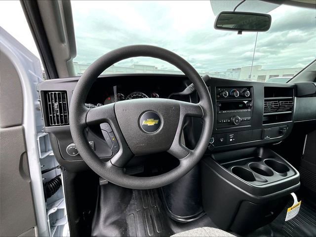 New 2026 Chevrolet Express 2500 w/ Driver Convenience Package RWD image 16