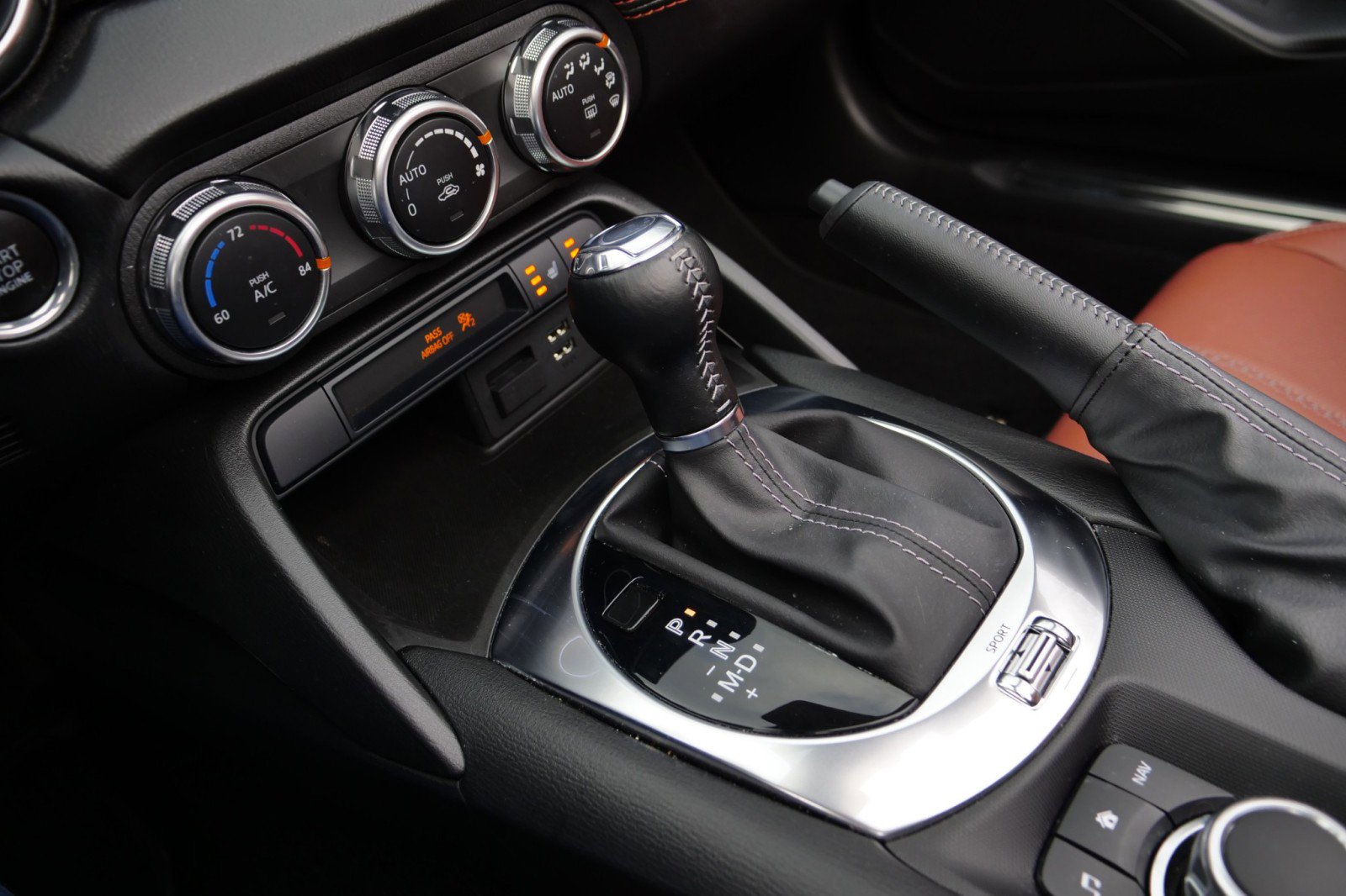 Used 2022 MAZDA MX-5 Miata Grand Touring image 15