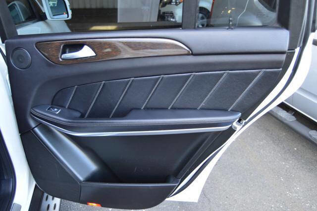Used 2014 Mercedes-Benz GL 450 GL 450 4MATIC AWD 4dr SUV image 64