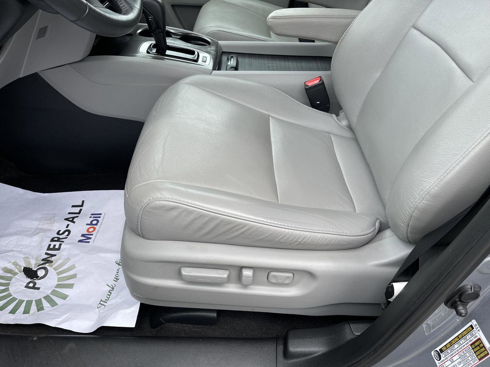 Used 2017 Honda Pilot EX-L image 3
