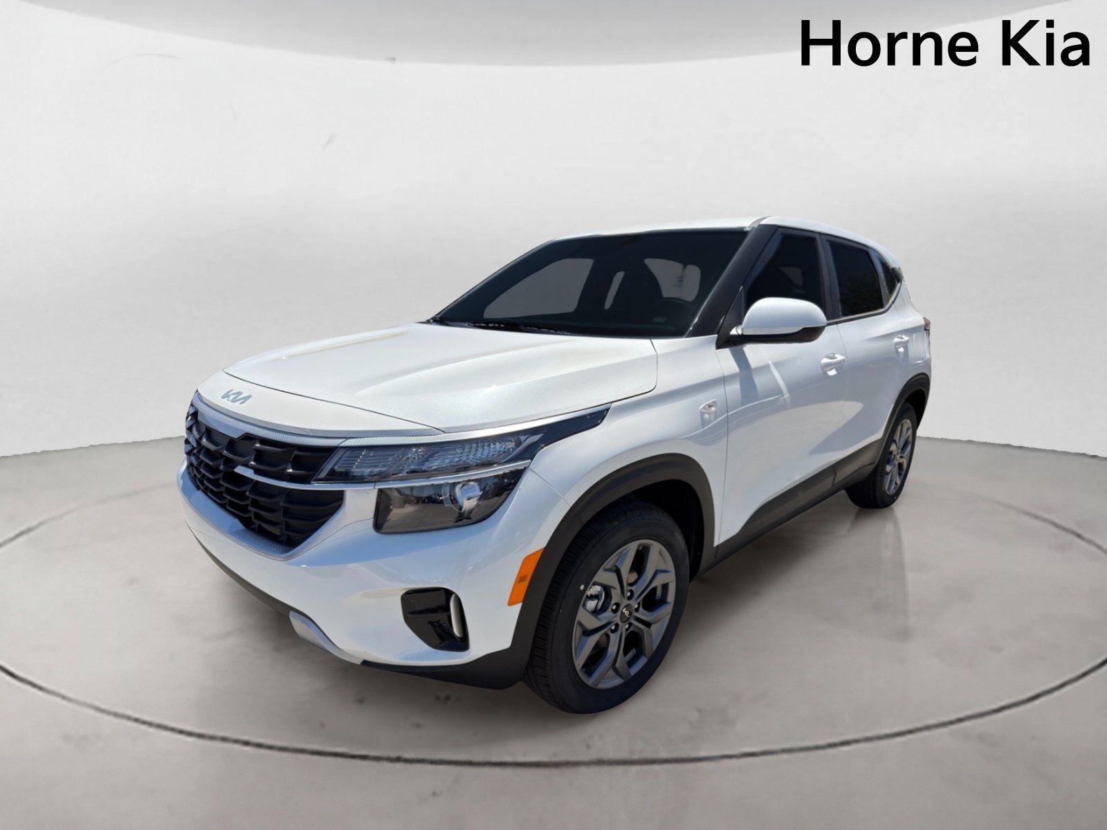 New 2026 Kia Seltos LX FWD image 7