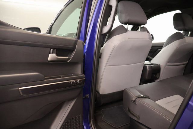 Used 2024 Toyota Tacoma TRD Sport AWD/4WD image 26
