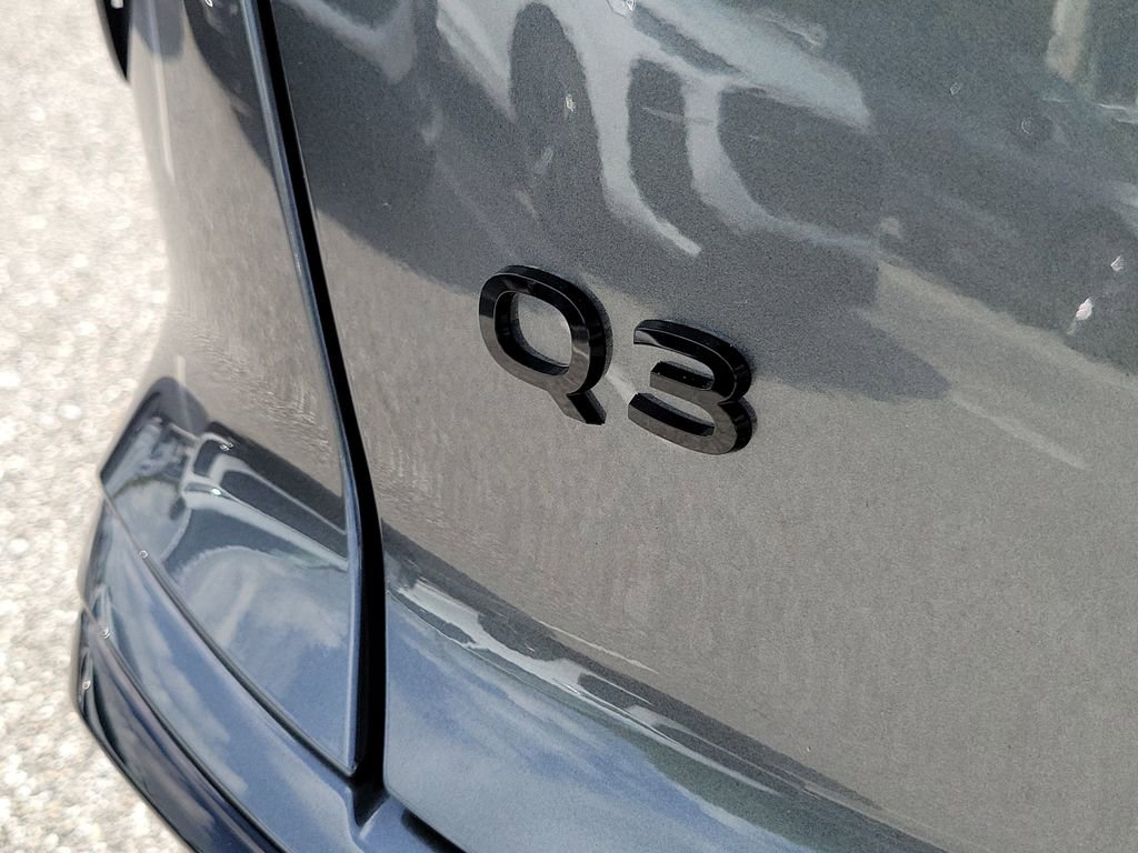 New 2026 Audi Q3 quattro 2.0T AWD/4WD image 5