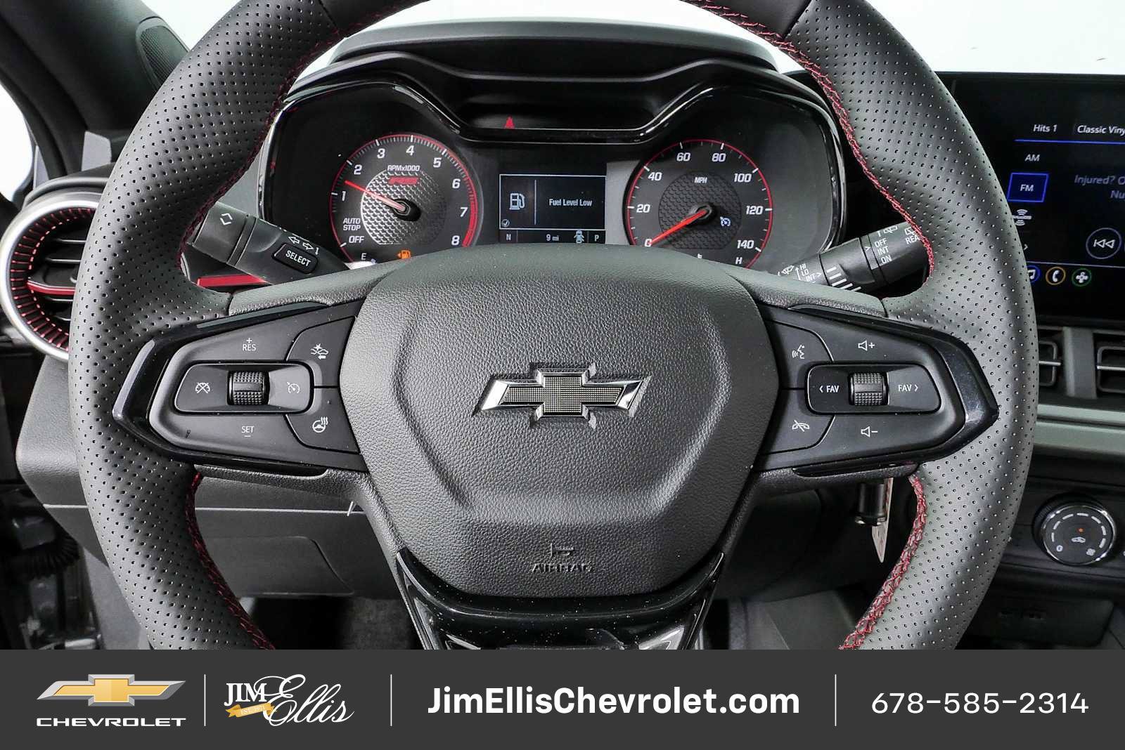 New 2026 Chevrolet Trax RS w/ Sunroof Package FWD image 8