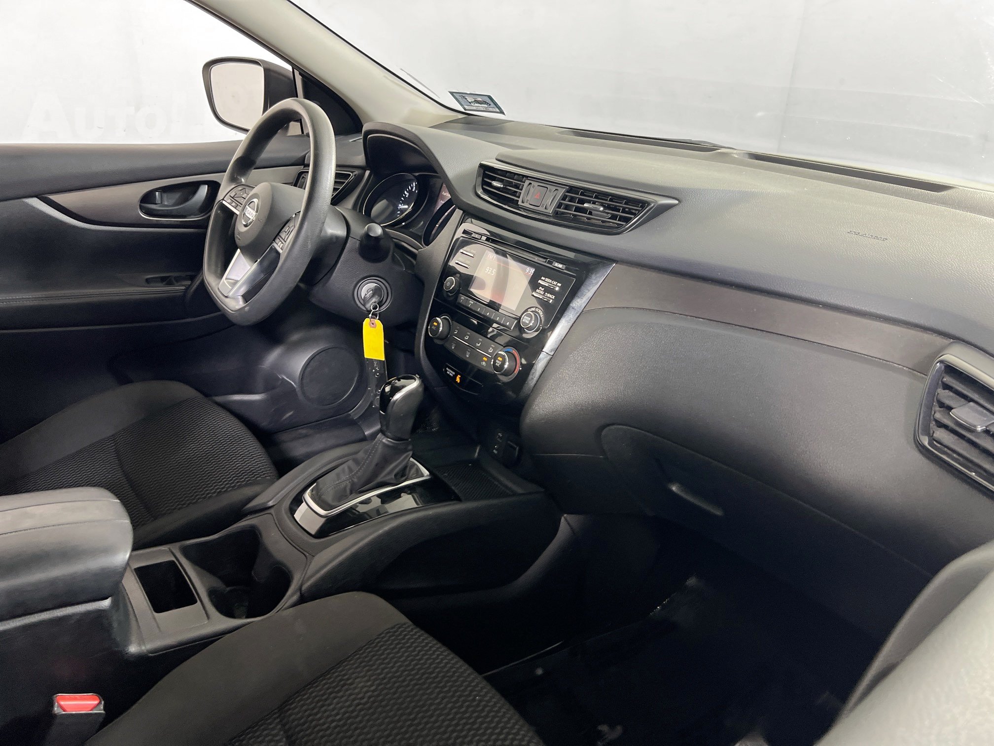 Used 2018 Nissan Rogue Sport S AWD/4WD image 26