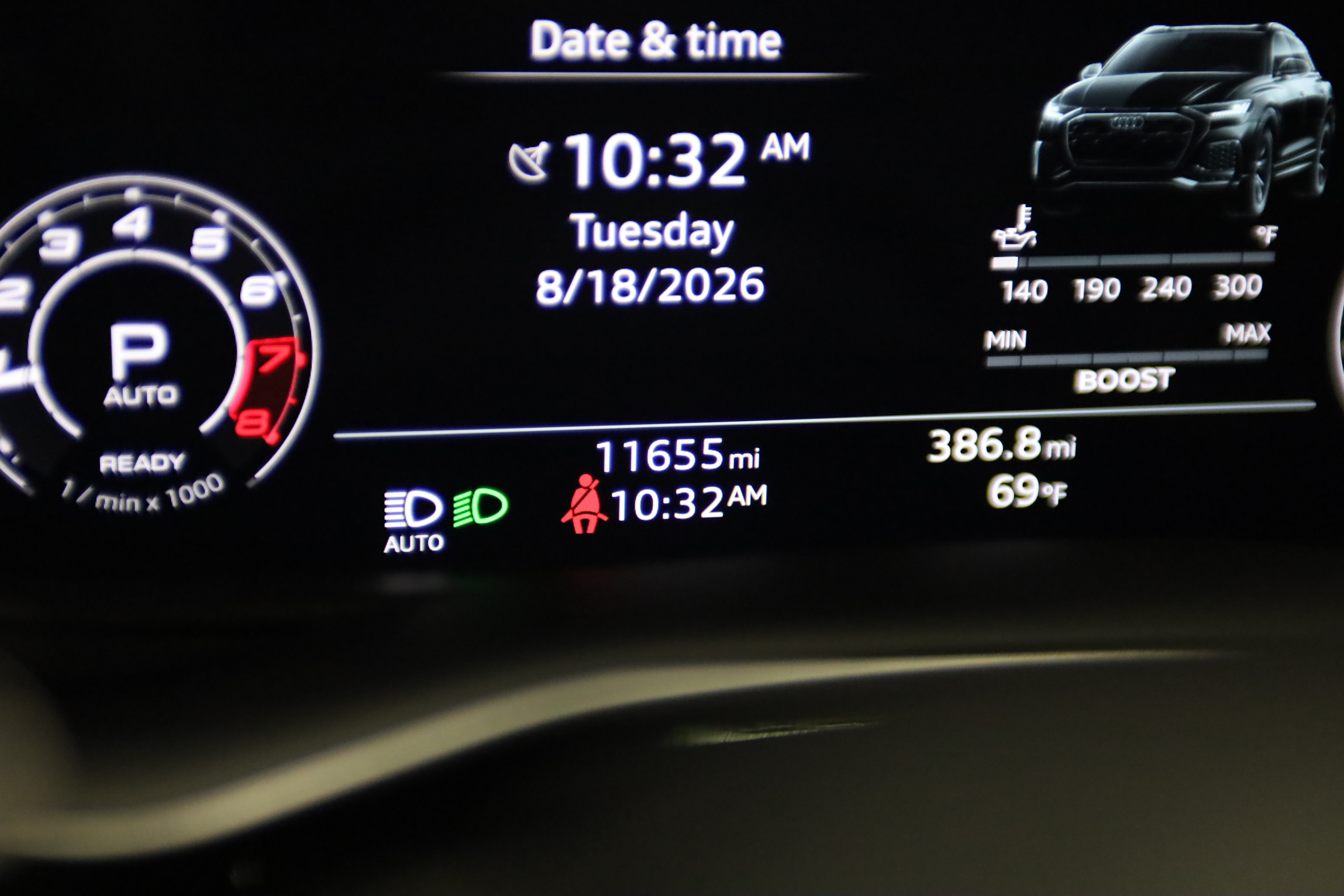 Used 2024 Audi RS Q8 AWD/4WD image 21