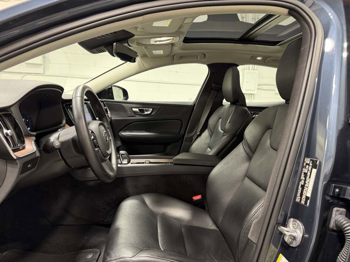 Used 2024 Volvo S60 B5 Plus image 16