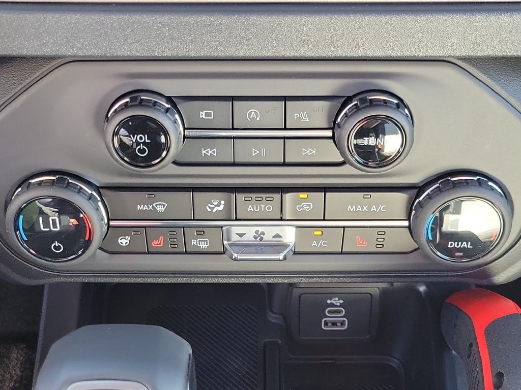 New 2026 Ford Bronco Outer Banks w/ Sasquatch Package AWD/4WD image 28