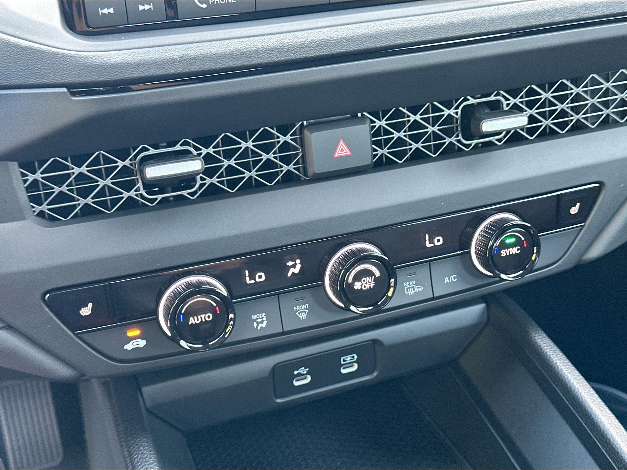 New 2025 Honda Accord SE image 12