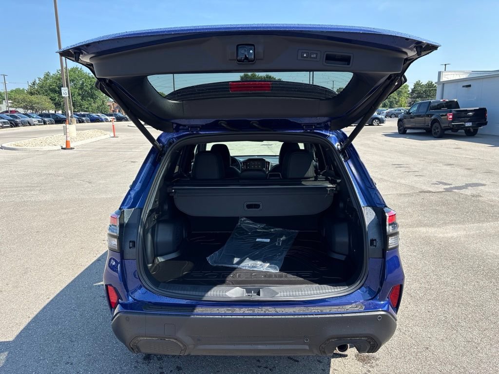 New 2026 Subaru Forester Sport w/ Onyx Edition AWD/4WD image 8