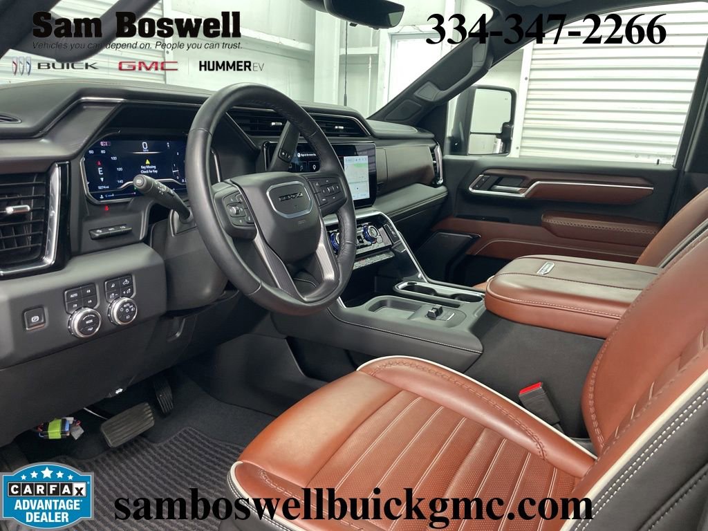 Used 2024 GMC Sierra 3500 Denali Ultimate AWD/4WD image 8