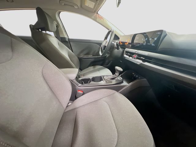 Certified 2025 Kia K4 FWD image 26