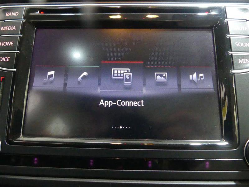 Used 2017 Volkswagen Jetta SE FWD image 42