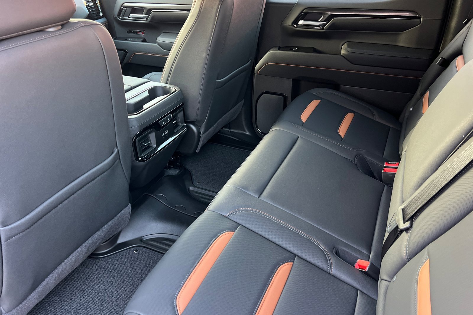 New 2026 GMC Sierra 1500 AT4 w/ AT4 Premium Package image 10