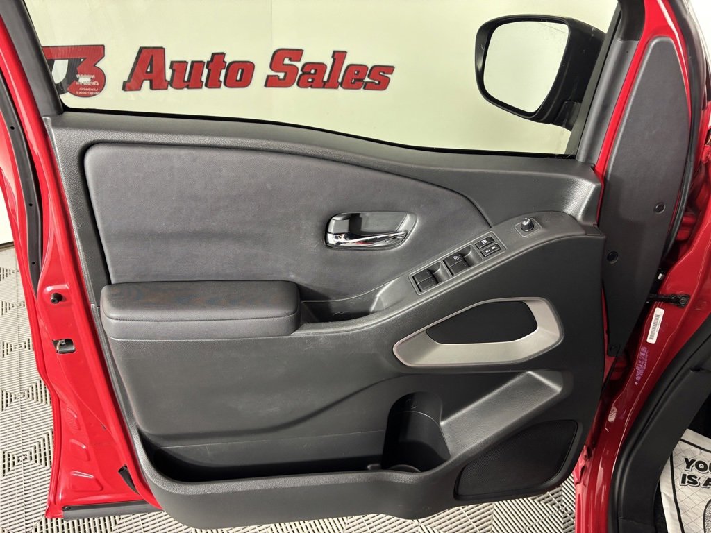 Used 2022 Nissan Frontier SV image 13