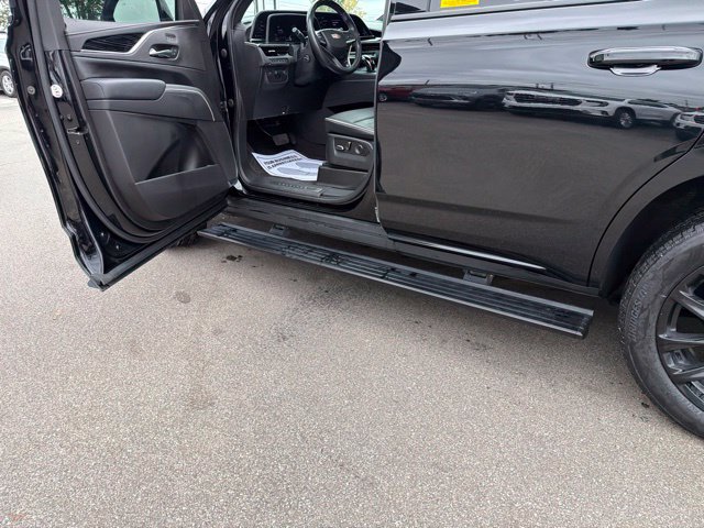 Certified 2023 Cadillac Escalade Sport w/ LPO, ONYX Package AWD/4WD image 12
