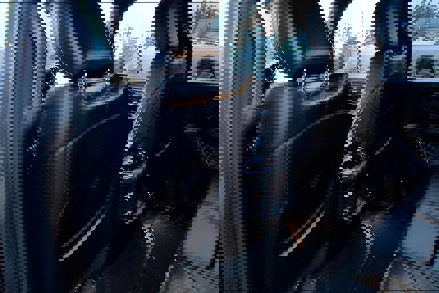 Used 2022 RAM 1500 Limited w/ Body-Colour Bumper Group image 12