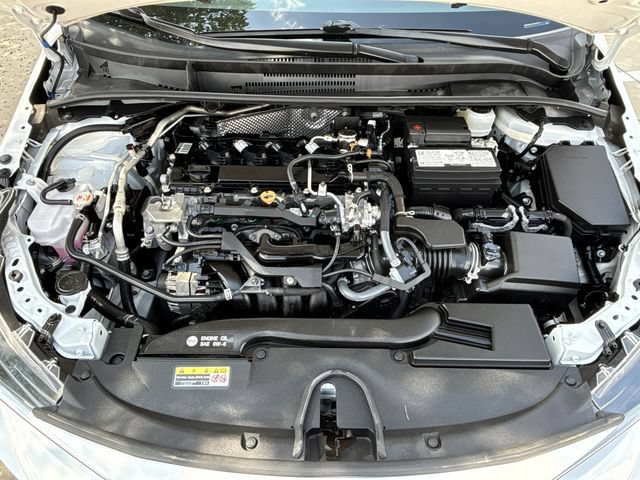 Used 2025 Toyota Corolla LE FWD image 30