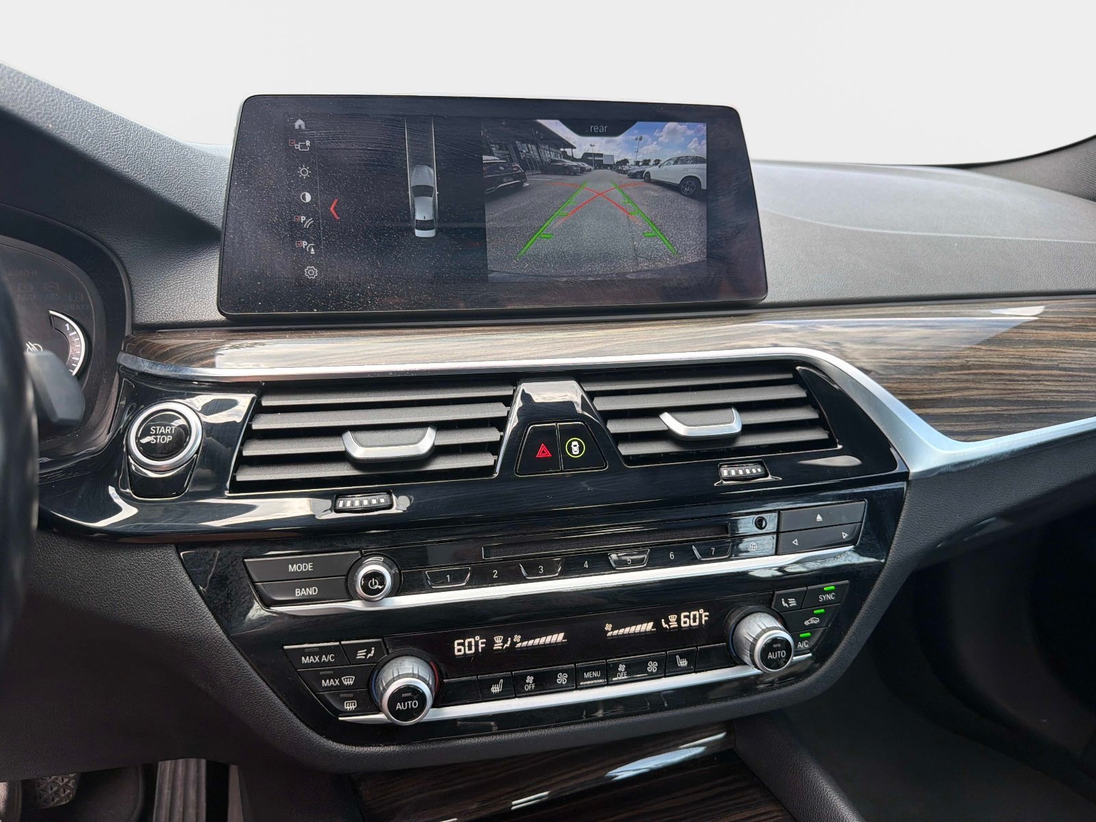 Used 2018 BMW 530e xDrive AWD/4WD image 21