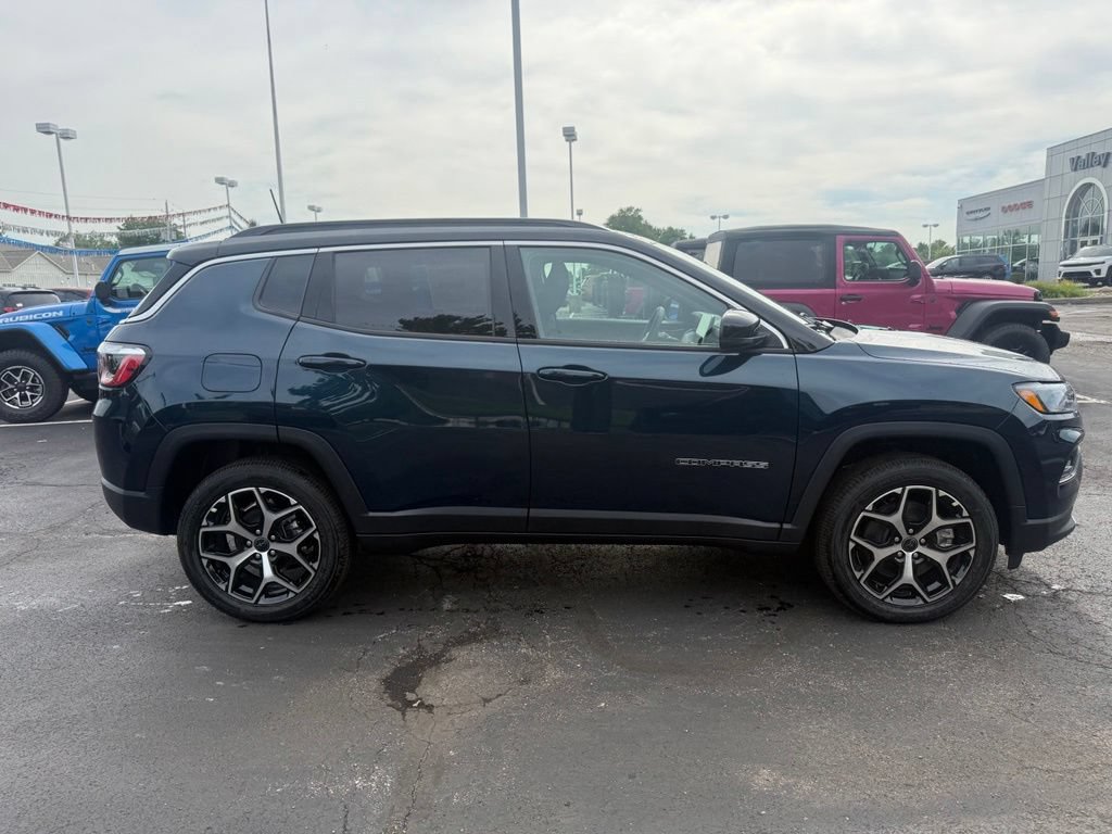 New 2026 Jeep Compass Limited w/ Sun, Sound & Navigation Group AWD/4WD image 2