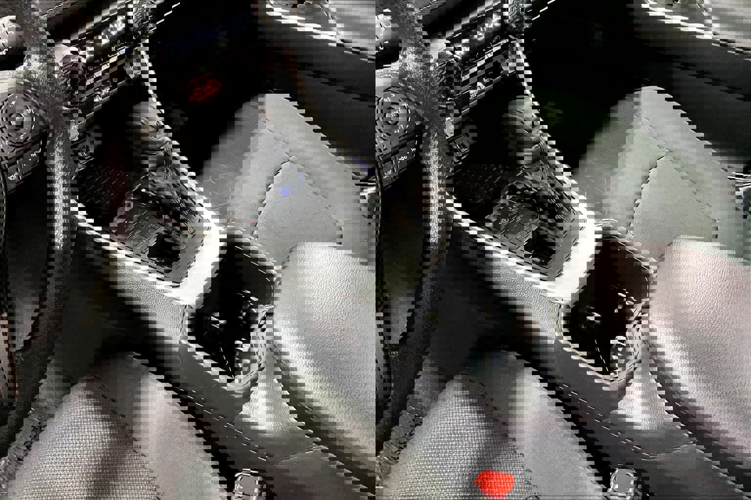 Used 2025 Toyota RAV4 XLE AWD/4WD image 17