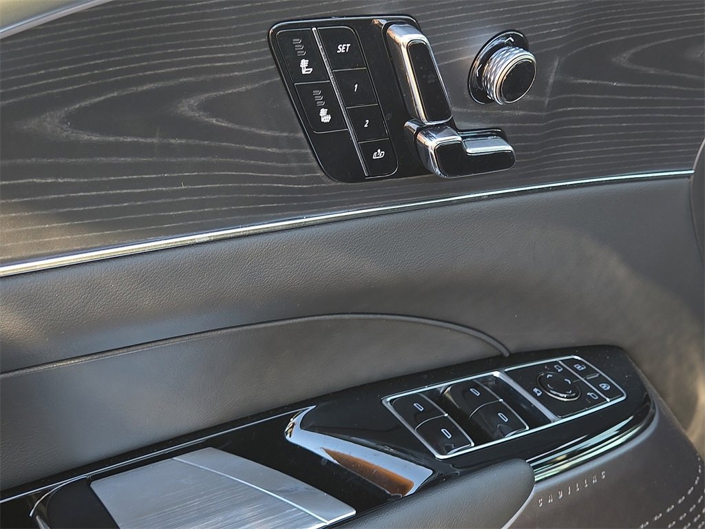 New 2025 Cadillac Lyriq Luxury image 22