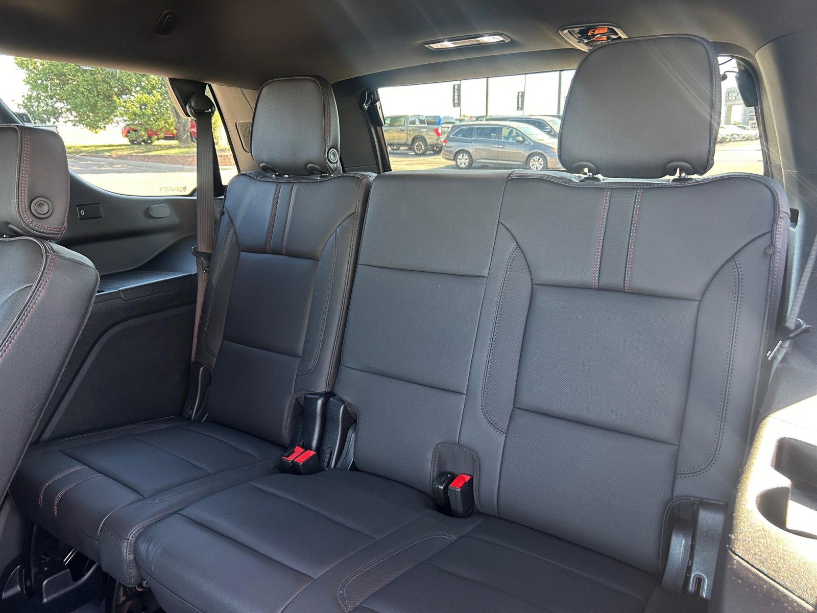 Used 2024 Chevrolet Tahoe RST w/ Luxury Package image 24