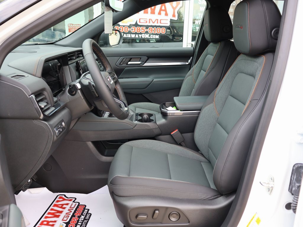 New 2026 GMC Terrain AT4 w/ Technology Package II image 12