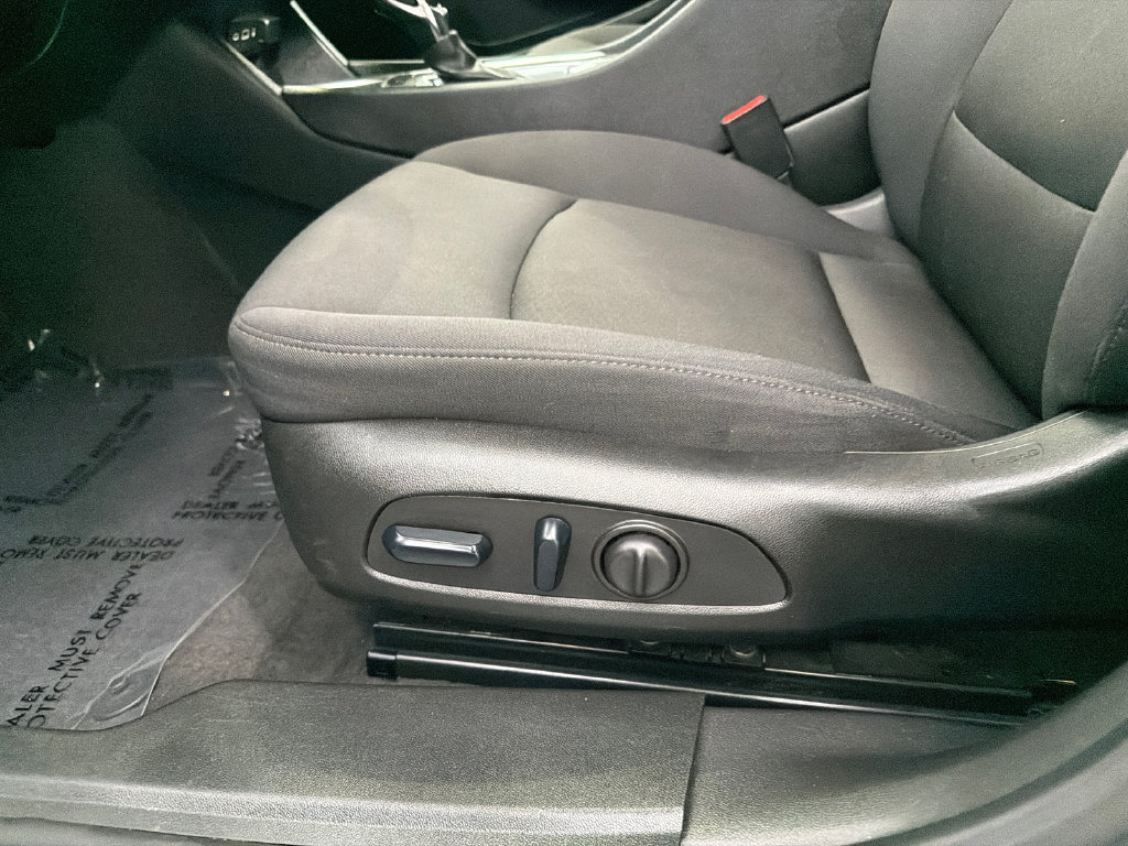 Used 2024 Chevrolet Malibu LT FWD image 10