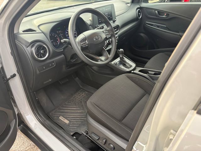 Used 2023 Hyundai Kona SEL image 6