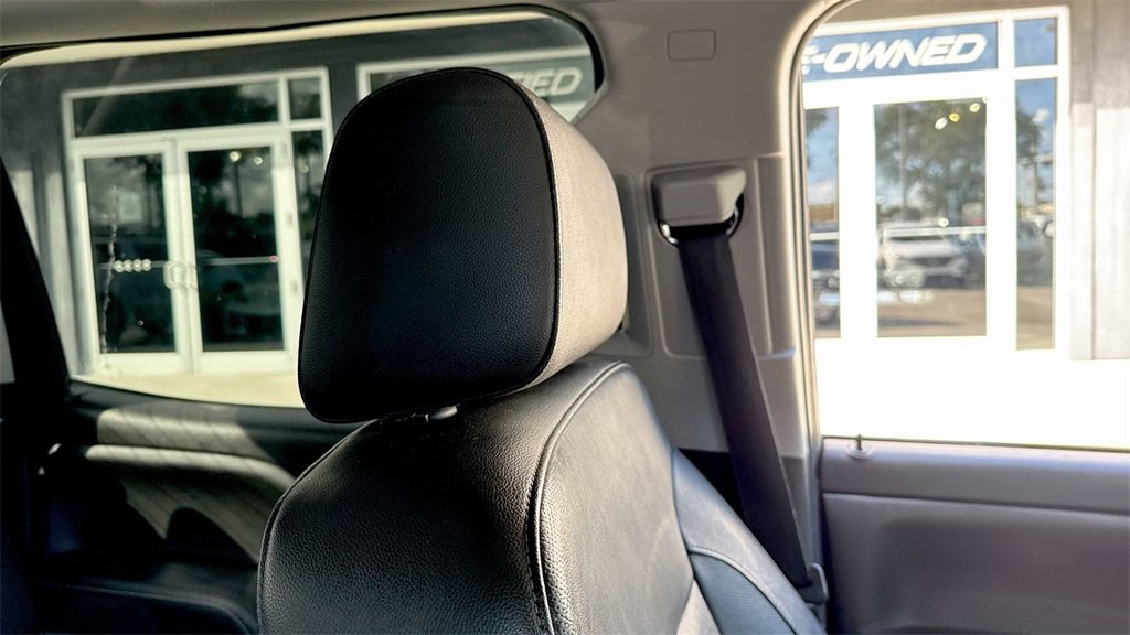 Used 2018 GMC Sierra 1500 SLT image 21