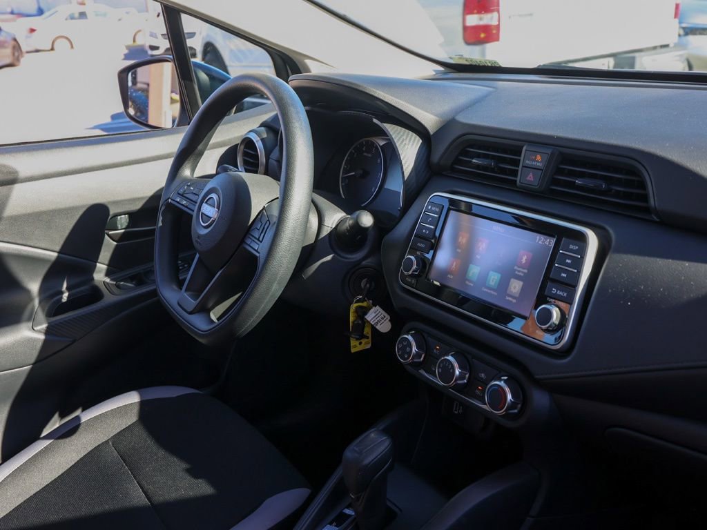 Used 2025 Nissan Versa S w/ Trunk Package image 19