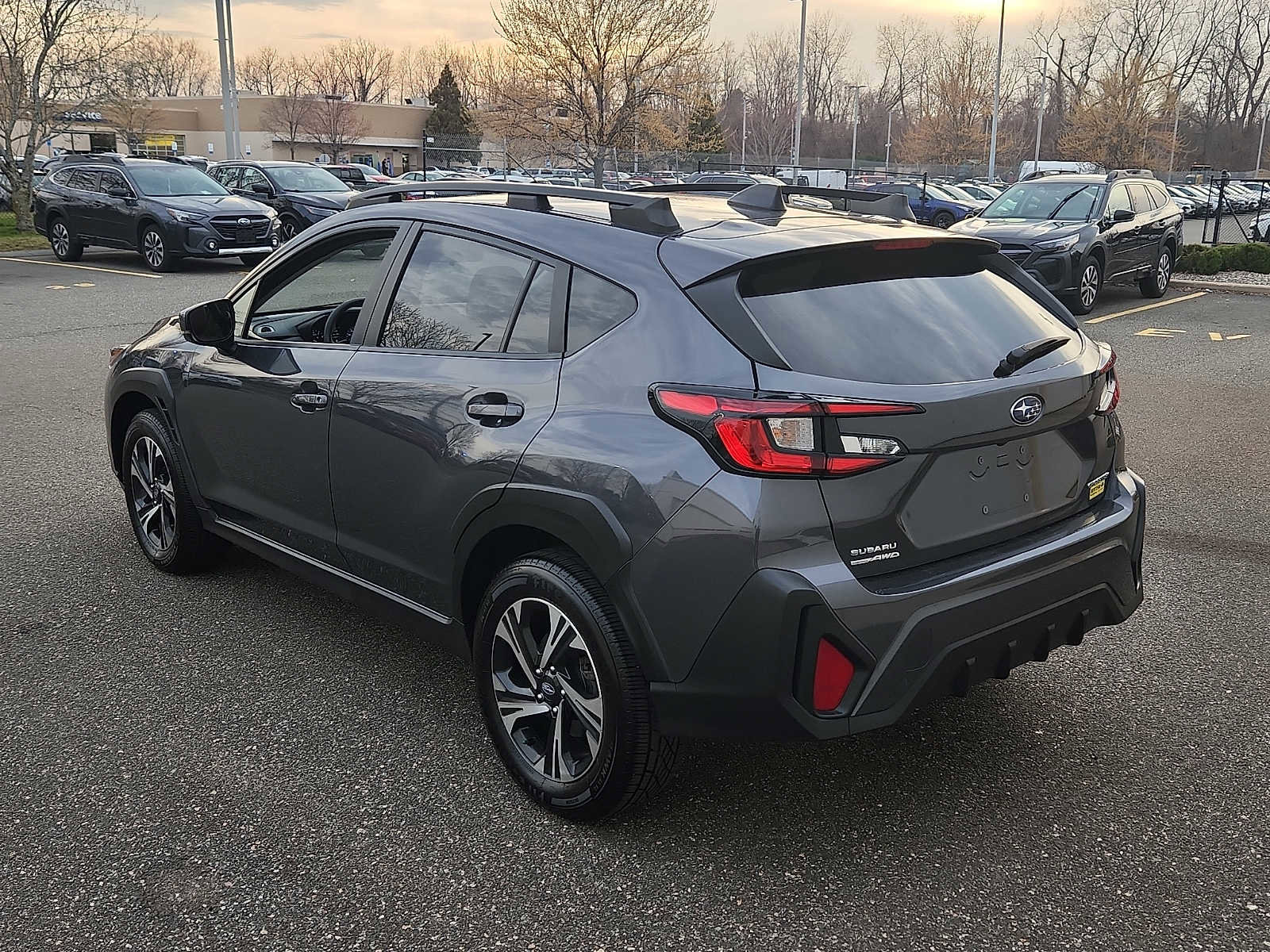 Used 2024 Subaru Crosstrek 2.0i Premium AWD/4WD image 4