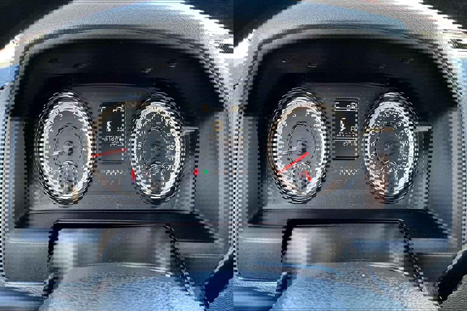 Used 2016 RAM 3500 Tradesman w/ Power & Remote Entry Group image 18