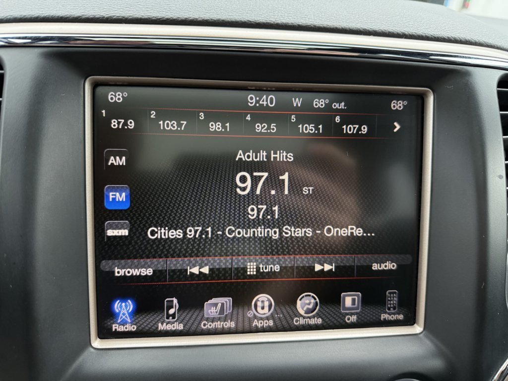 Used 2015 Jeep Grand Cherokee Limited w/ Luxury Group II AWD/4WD image 25