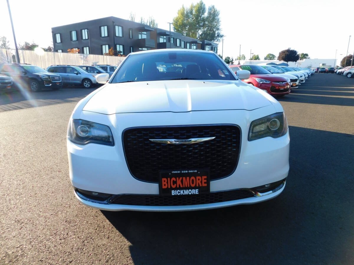 Used 2016 Chrysler 300 S RWD image 20