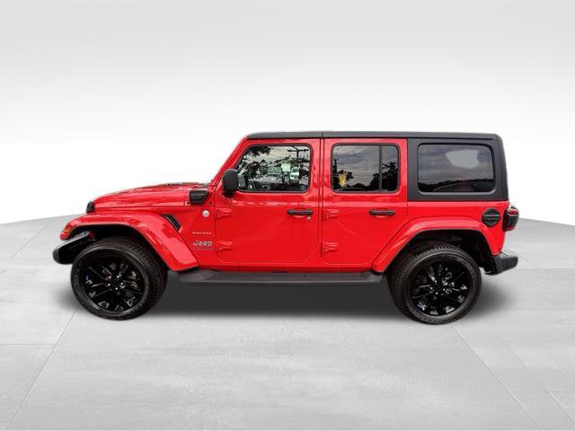 Used 2023 Jeep Wrangler Unlimited Sahara w/ Cold Weather Group AWD/4WD image 5
