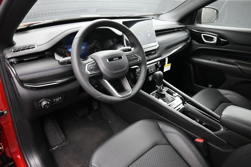 New 2026 Jeep Compass Latitude AWD/4WD image 10
