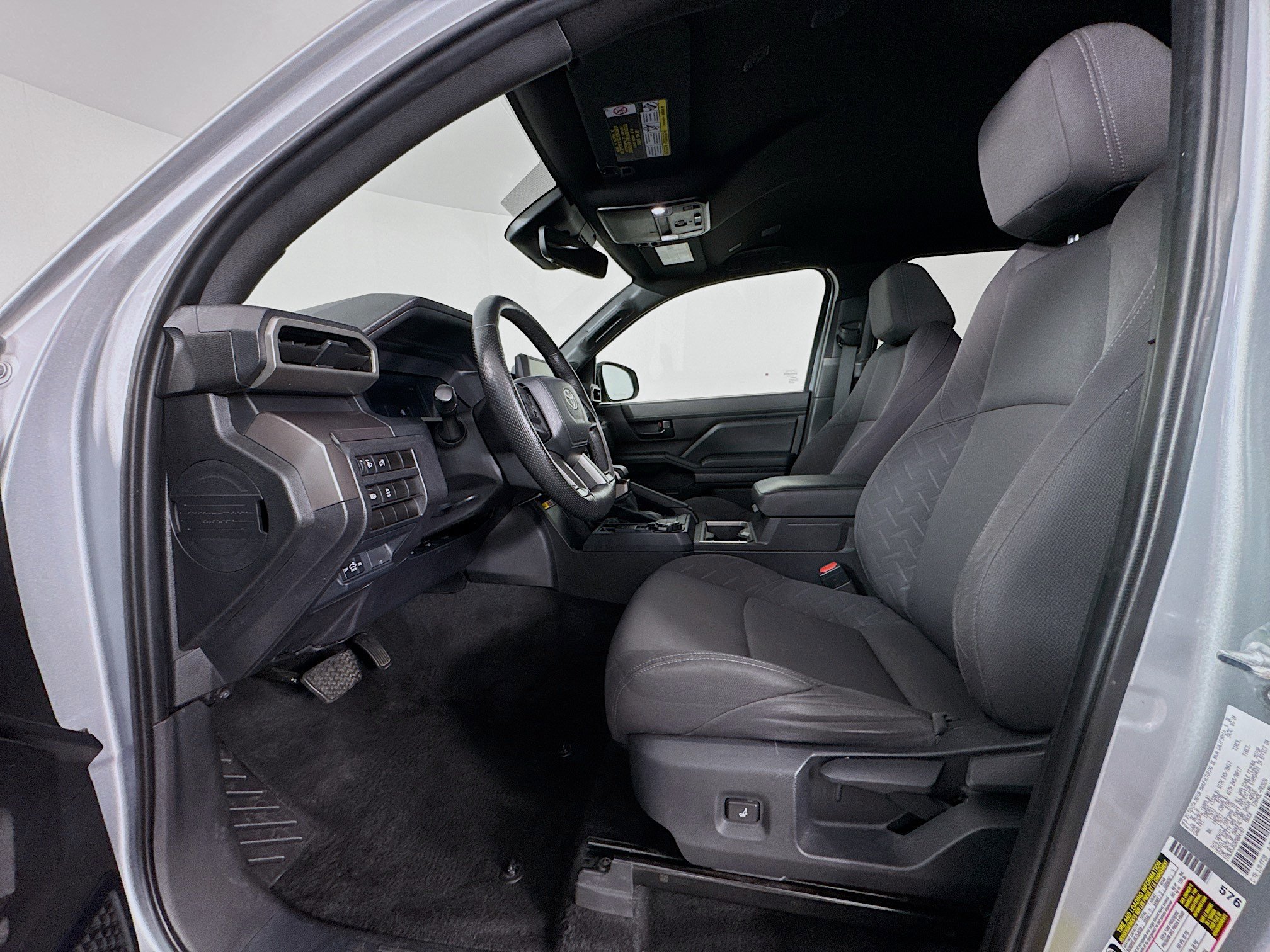 Certified 2024 Toyota Tacoma SR5 AWD/4WD image 20