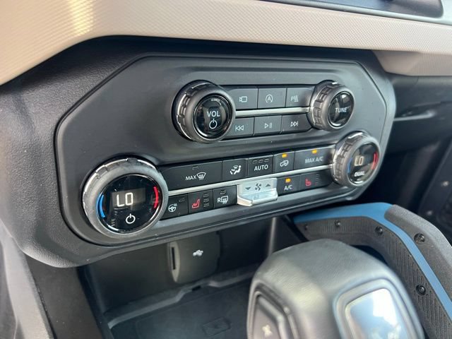 Certified 2023 Ford Bronco Wildtrak AWD/4WD image 15