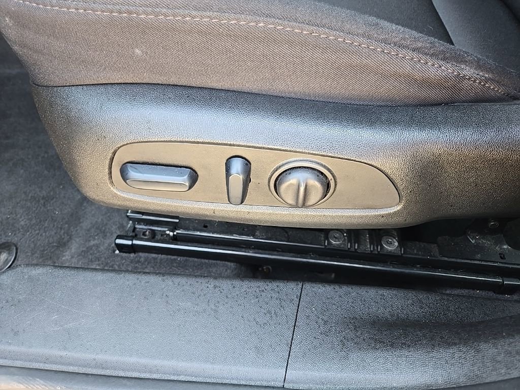 Used 2024 Chevrolet Malibu LT FWD image 34