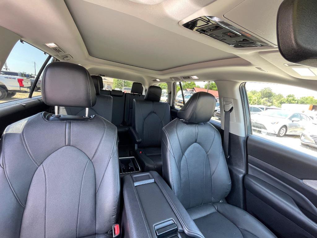 Used 2024 Toyota Grand Highlander Limited image 20
